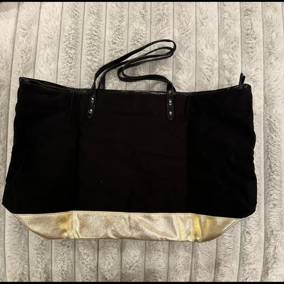 Victoria’s Secret tote - Picture 2 of 3